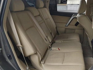 Toyota Land Cruiser thumbnail