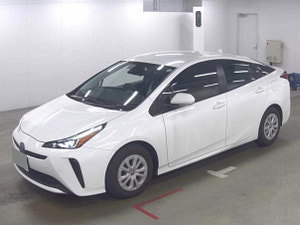 Toyota Prius thumbnail