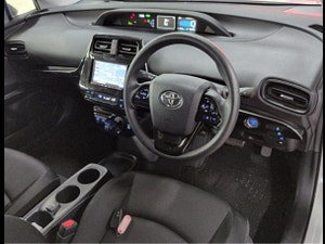 Toyota Prius thumbnail