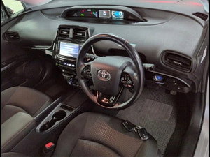 Toyota Prius thumbnail