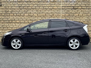 Toyota Prius thumbnail