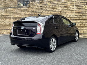 Toyota Prius thumbnail