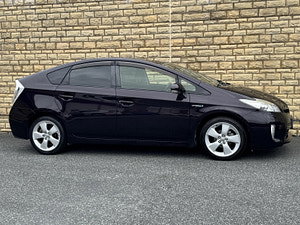 Toyota Prius thumbnail