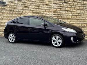 Toyota Prius thumbnail