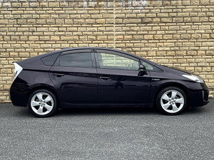 Toyota Prius thumbnail