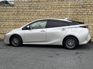 Toyota Prius thumbnail