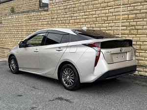 Toyota Prius thumbnail