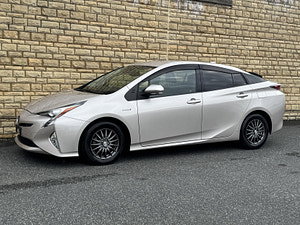 Toyota Prius thumbnail