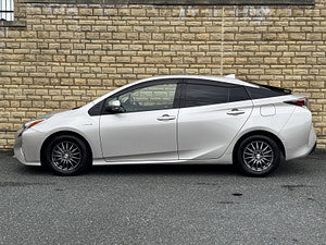 Toyota Prius thumbnail