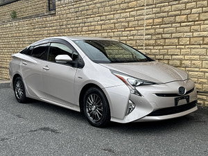 Toyota Prius thumbnail
