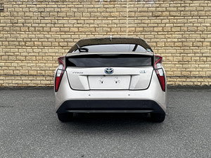 Toyota Prius thumbnail
