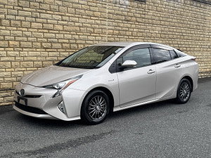 Toyota Prius thumbnail