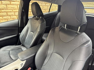 Toyota Prius thumbnail