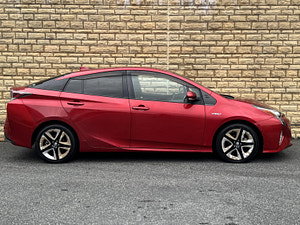 Toyota Prius thumbnail