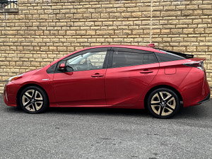Toyota Prius thumbnail