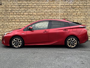 Toyota Prius thumbnail