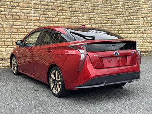 Toyota Prius thumbnail