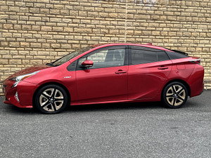 Toyota Prius thumbnail