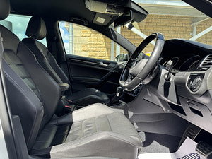 Volkswagen Golf thumbnail
