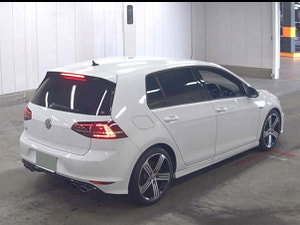Volkswagen Golf r thumbnail