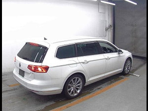 Volkswagen Passat thumbnail