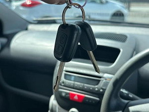 Peugeot 107 thumbnail