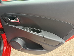 Renault Clio thumbnail