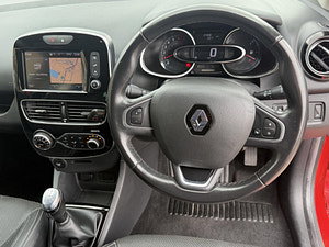 Renault Clio thumbnail
