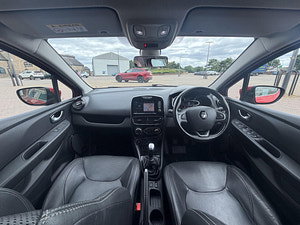 Renault Clio thumbnail