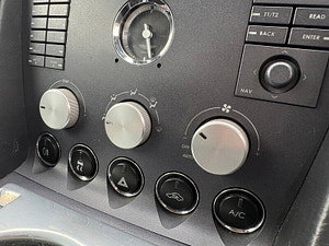 Aston Martin Vantage thumbnail