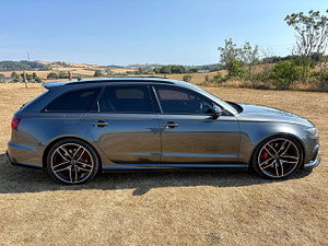 Audi RS6 Avant thumbnail