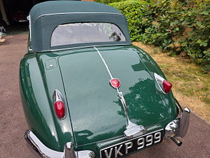 Jaguar XK thumbnail