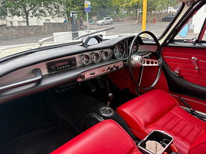 Volvo P1800 thumbnail