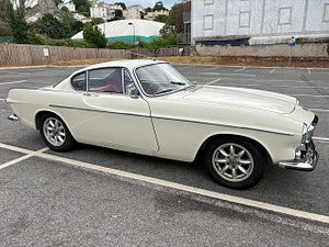 Volvo P1800 thumbnail