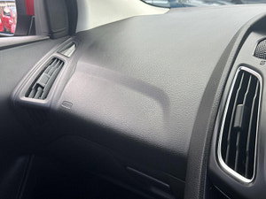 Ford Focus thumbnail