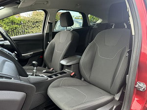 Ford Focus thumbnail
