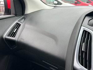 Ford Focus thumbnail