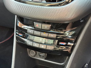 Peugeot 2008 thumbnail