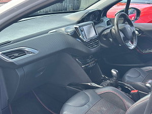 Peugeot 2008 thumbnail