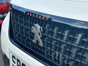 Peugeot 2008 thumbnail