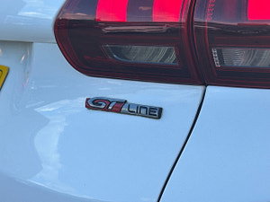 Peugeot 2008 thumbnail