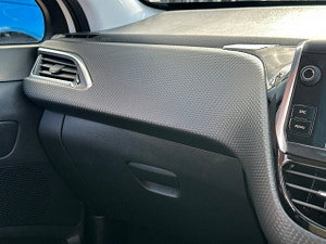 Peugeot 2008 thumbnail