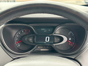 Renault Captur thumbnail