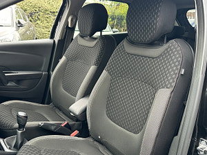 Renault Captur thumbnail