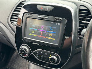 Renault Captur thumbnail