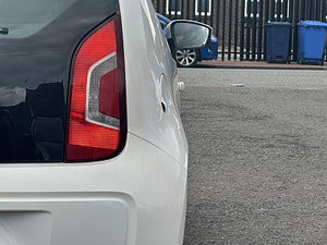 Volkswagen up! thumbnail