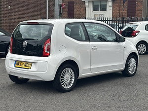 Volkswagen up! thumbnail