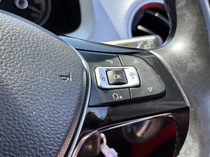 Volkswagen up! thumbnail