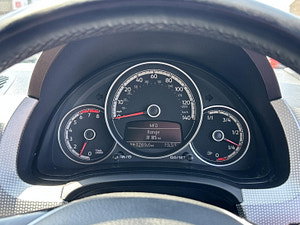 Volkswagen up! thumbnail