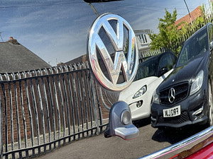 Volkswagen up! thumbnail